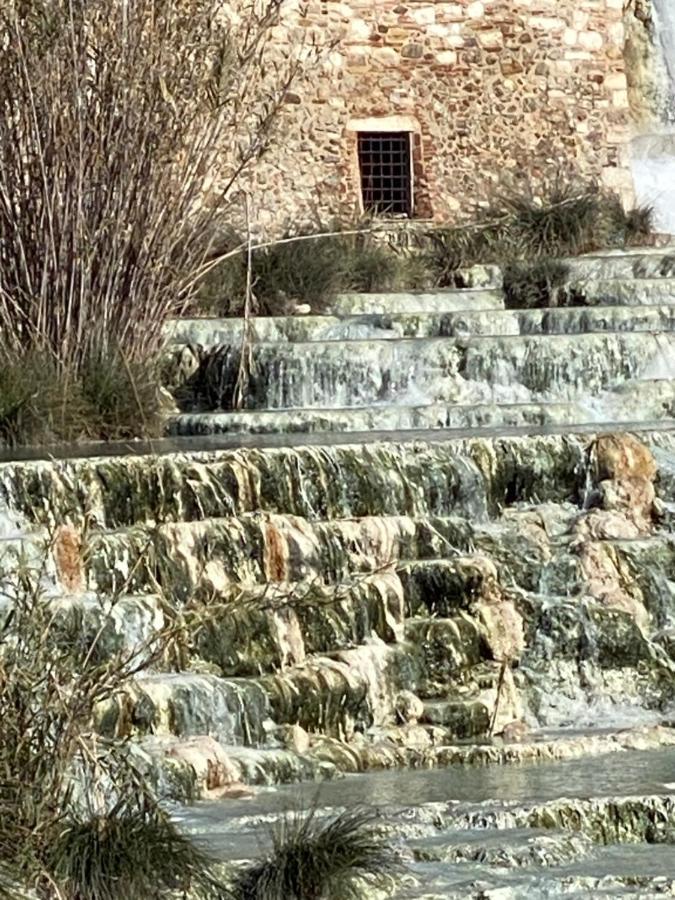 Vacanze Terme Di Saturnia Montemerano Exteriör bild